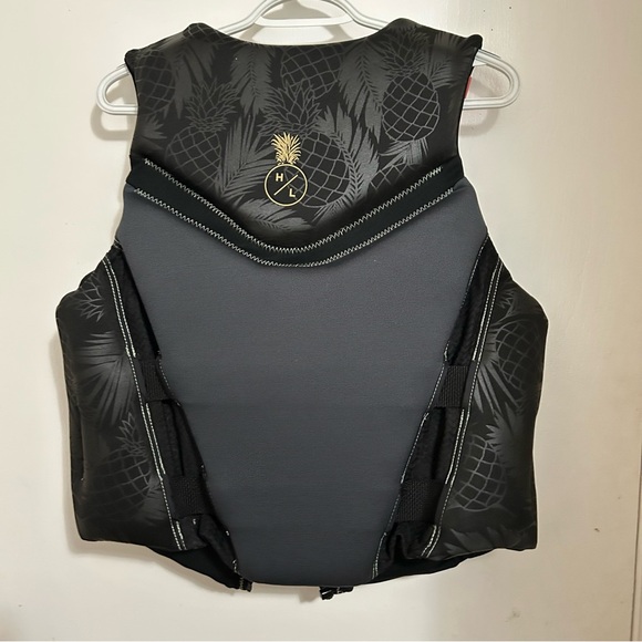 HYPERLITE WOMEN’S VEST USCG APPROVED BLACK GRAY MEDIUM CERTIFIED SAFETY MARINE - Picture 3 of 10